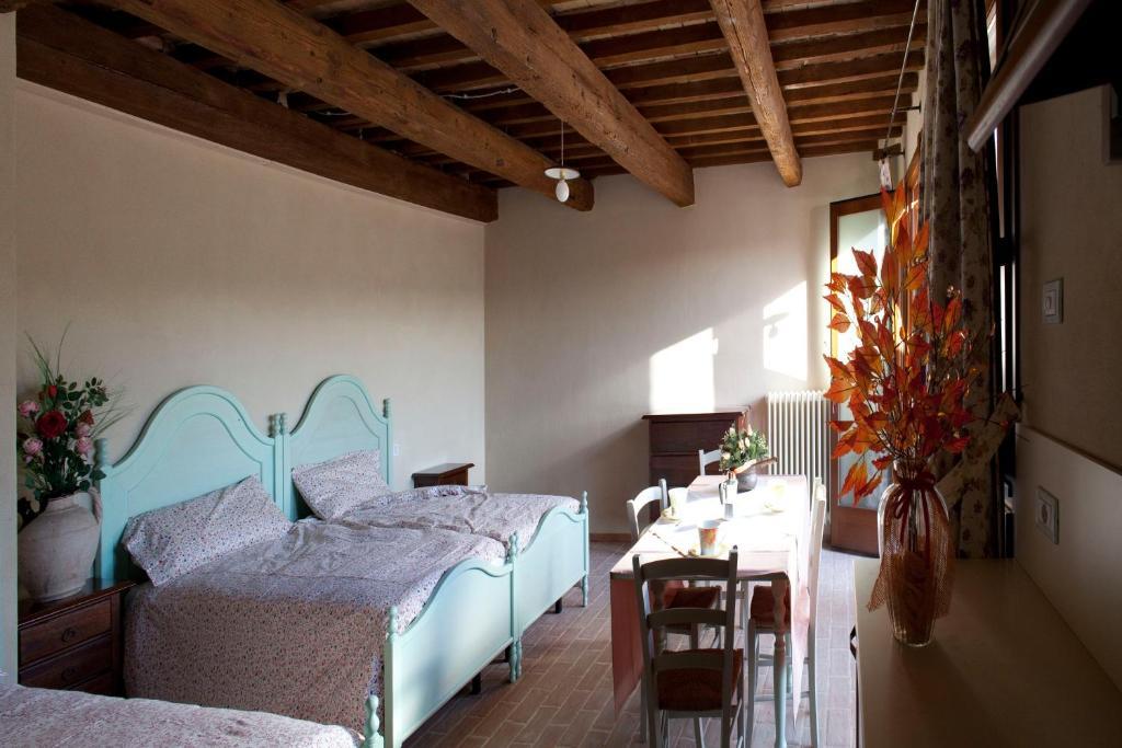Casale Talevi Villa Cartoceto Rum bild